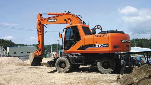 Колёсный полноповоротный экскаватор Doosan Solar 210W